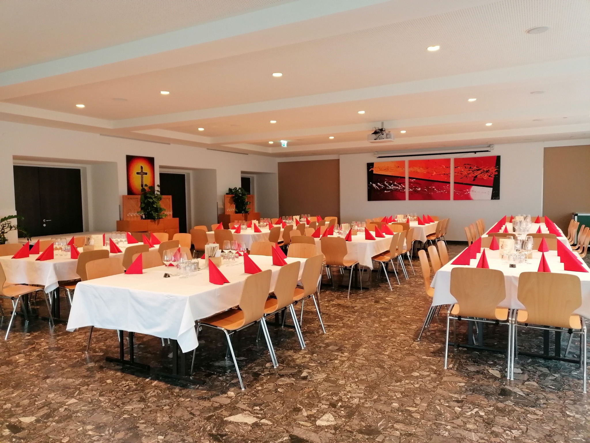 Kolpinghaus Poysdorf Veranstaltungen Hochzeiten Kleiner Saal